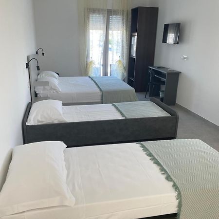 B&B Casa Giulivo 1 Pantanagianni ตอร์เรซานตาซาบีนา ภายนอก รูปภาพ