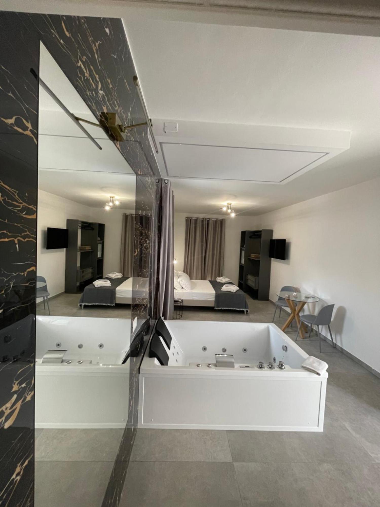 B&B Casa Giulivo 1 Pantanagianni ตอร์เรซานตาซาบีนา ภายนอก รูปภาพ